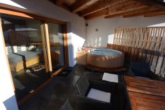 MM-Ferienwohnungen-Mittenwald_Alpenloft-OG_06.jpg